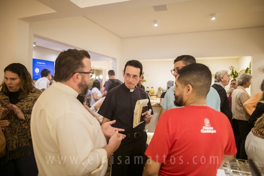ESPAÇO CATÓLICO SÃO BENTO, COMPLETA UM ANO DE SUCESSO EM SÃO JOSÉ DO RIO PRETO E JÁ TEM SUA PRIMEIRA FRANQUIA INAUGURADA EM CAMPINAS. - Eloisa Mattos