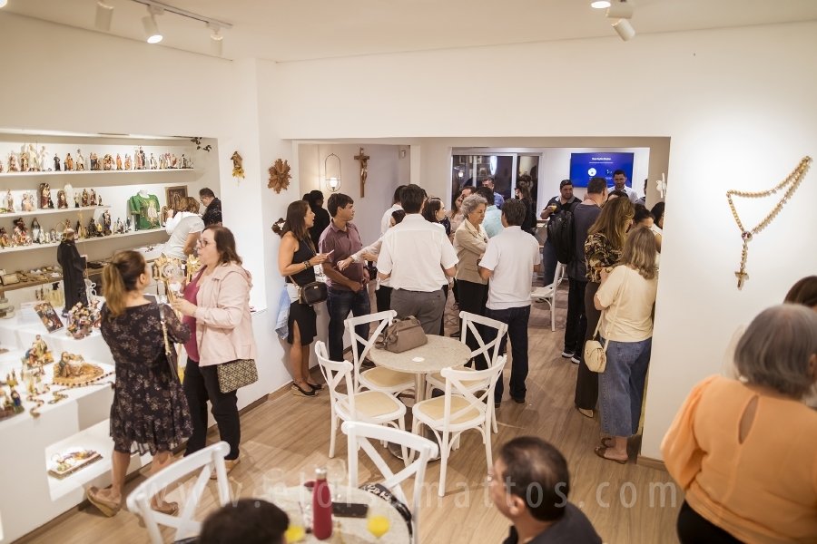 ESPAÇO CATÓLICO SÃO BENTO, COMPLETA UM ANO DE SUCESSO EM SÃO JOSÉ DO RIO PRETO E JÁ TEM SUA PRIMEIRA FRANQUIA INAUGURADA EM CAMPINAS. - Eloisa Mattos