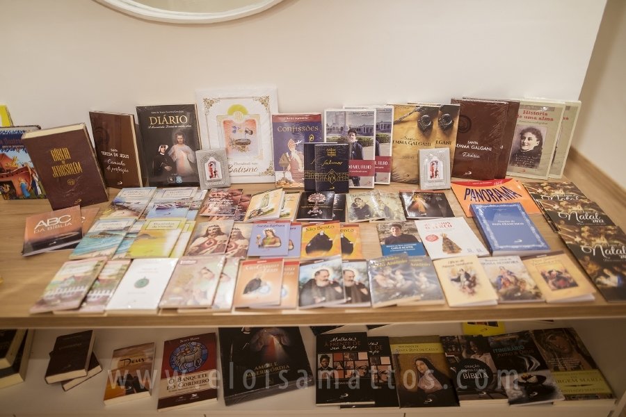 ESPAÇO CATÓLICO SÃO BENTO, COMPLETA UM ANO DE SUCESSO EM SÃO JOSÉ DO RIO PRETO E JÁ TEM SUA PRIMEIRA FRANQUIA INAUGURADA EM CAMPINAS. - Eloisa Mattos