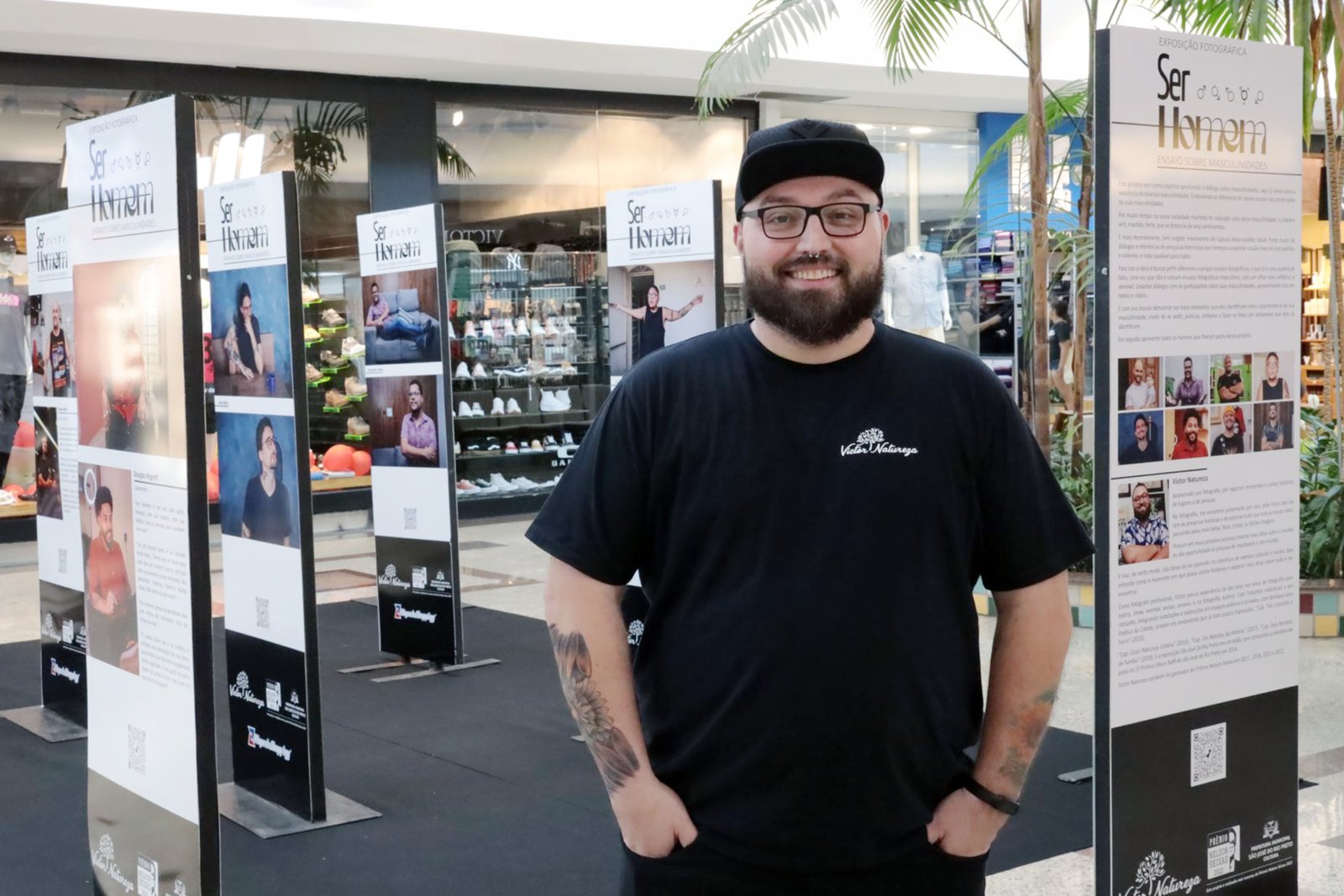 RIOPRETO SHOPPING RECEBE A EXPOSIÇÃO DE VITOR NATUREZA INSPIRADA NO UNIVERSO MASCULINO