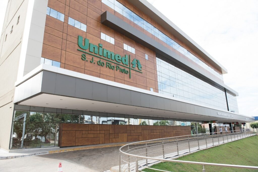 Unimed São José do Rio Preto Recebe Selo Iso 31000 na Categoria Ouro