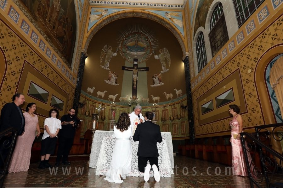 CASAMENTO RELIGIOSO DE RICARDO BONI E FERNANDA PEIXE DE BONI - Eloisa Mattos
