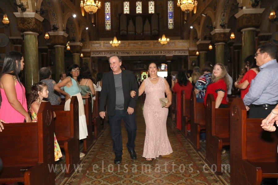 CASAMENTO RELIGIOSO DE RICARDO BONI E FERNANDA PEIXE DE BONI - Eloisa Mattos