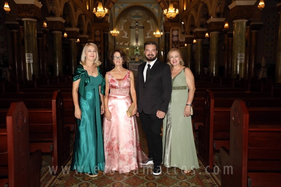 CASAMENTO RELIGIOSO DE RICARDO BONI E FERNANDA PEIXE DE BONI - Eloisa Mattos