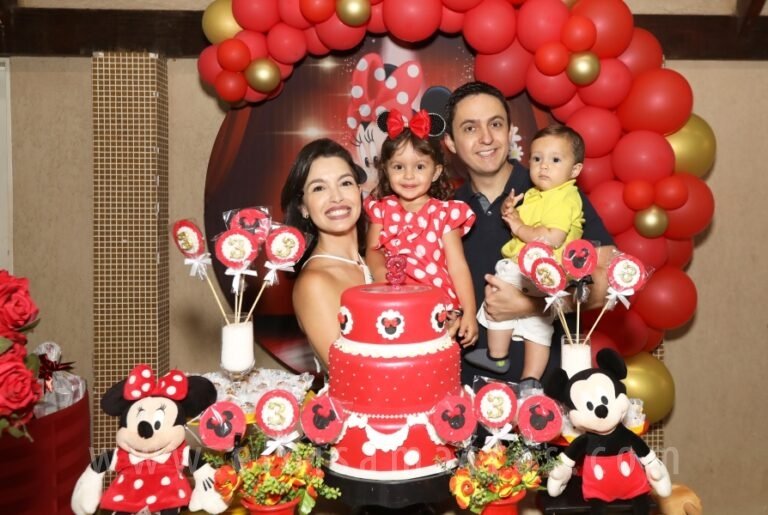 resized_ELO-BELA 3 ANOS (1)