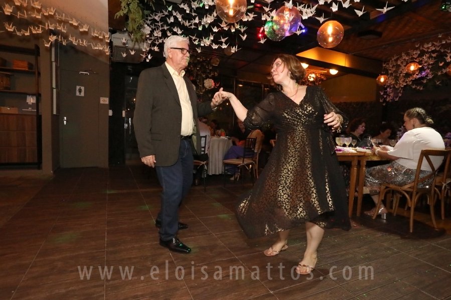 FESTA DE ANIVERSÁRIO SURPRESA, DE DONA MARIA DELBEM -78 ANOS - Eloisa Mattos