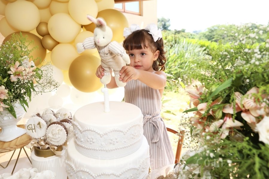 BATIZADO E ANIVERSÁRIO DE 1 ANO DE HENRIQUE AMORIM CAPARROZ - Eloisa Mattos