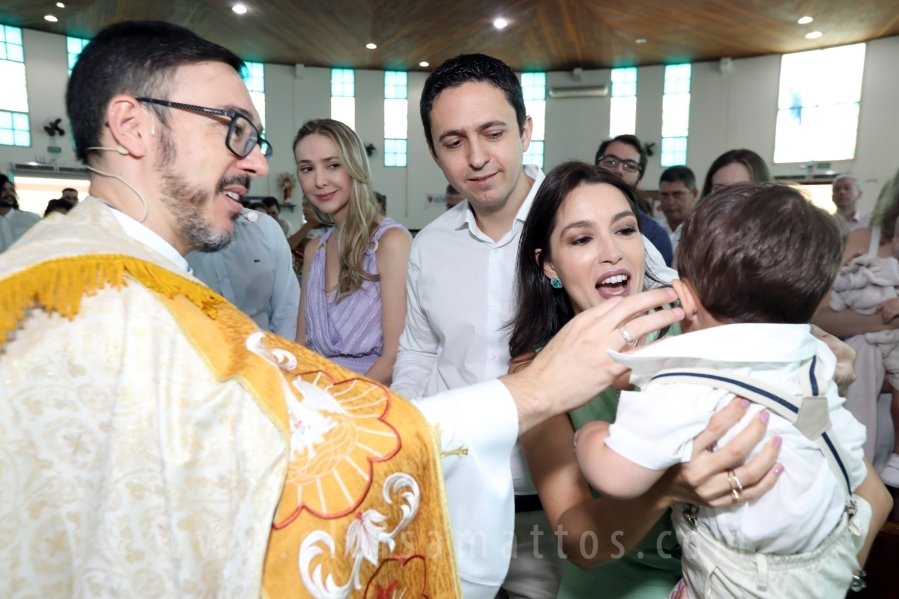 BATIZADO E ANIVERSÁRIO DE 1 ANO DE HENRIQUE AMORIM CAPARROZ - Eloisa Mattos