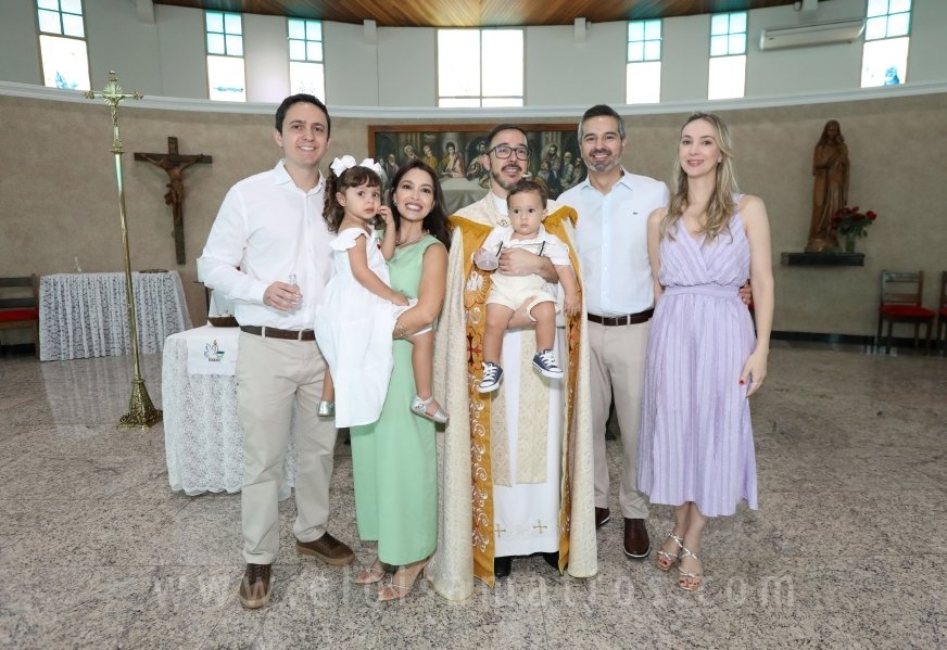 BATIZADO E ANIVERSÁRIO DE 1 ANO DE HENRIQUE AMORIM CAPARROZ - Eloisa Mattos