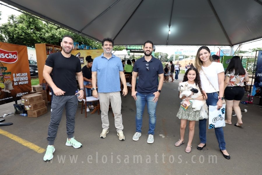 1º FOCINHO’S PET DAY -RIOPRETOSHOPPING/ELOISAMATTOS/MERCADÃOAGROPET - Eloisa Mattos