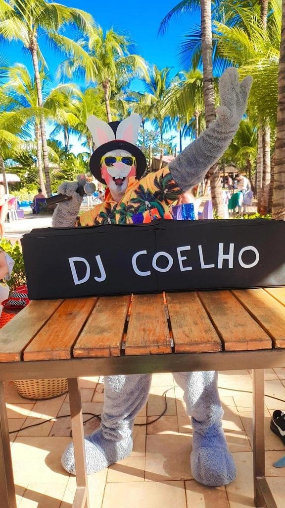 FERIADÃO COMBINA COM DAY USE NO PARQUE AQUÁTICO HOT BEACH EM OLÍMPIA
