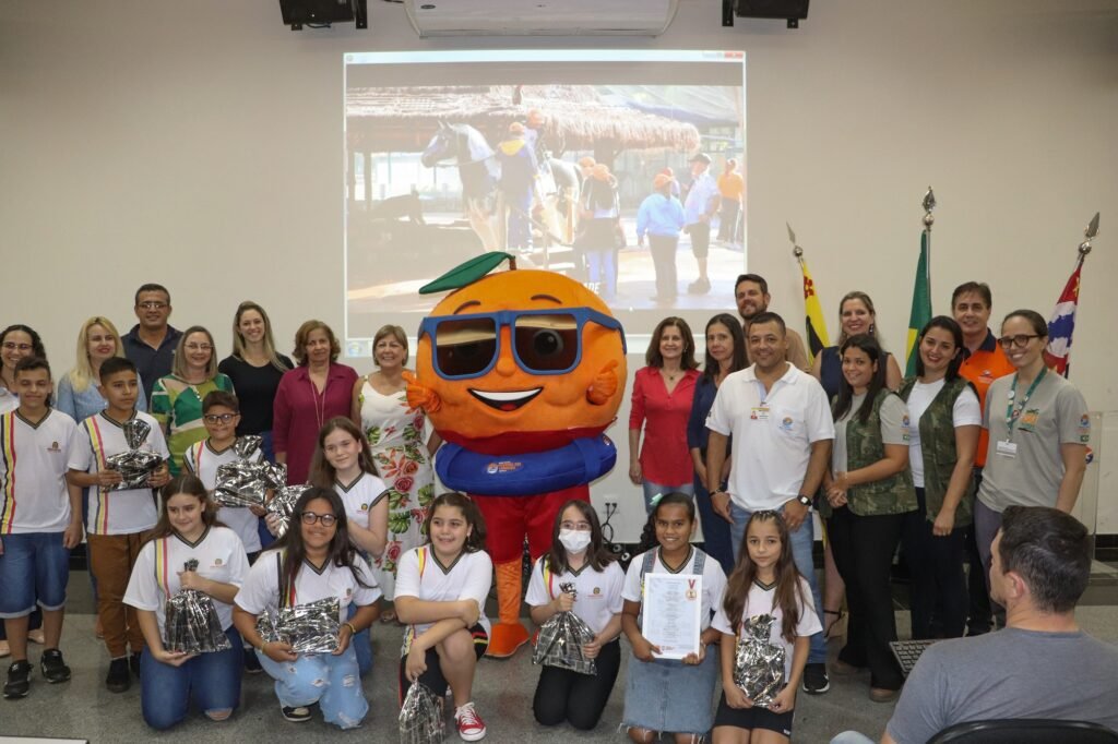 Mais de 600 Alunos de Olímpia Participam do Projeto de Educação Socioambiental