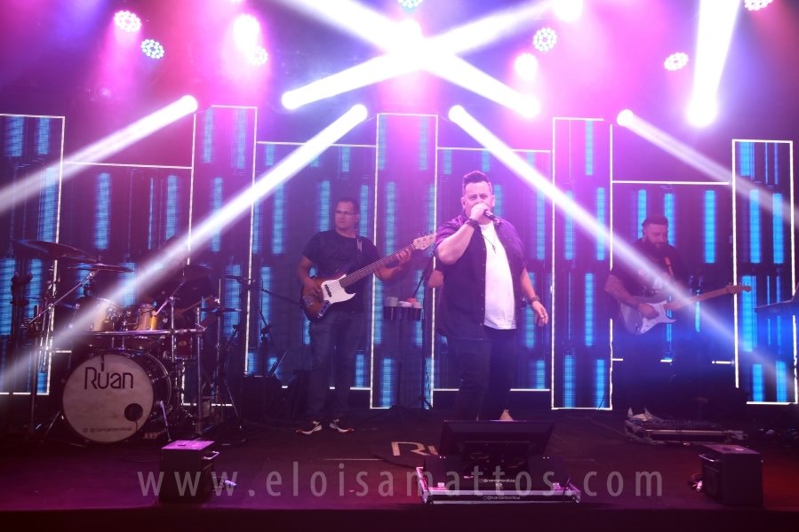 BALADA EM DOSE DUPLA – PEDRO E BENTO – 12 ANOS - Eloisa Mattos