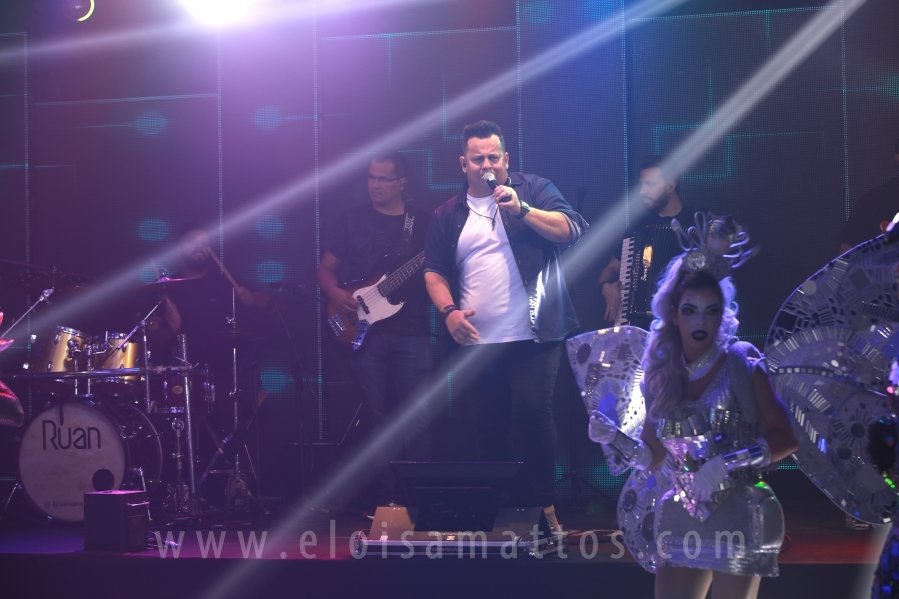 BALADA EM DOSE DUPLA – PEDRO E BENTO – 12 ANOS - Eloisa Mattos