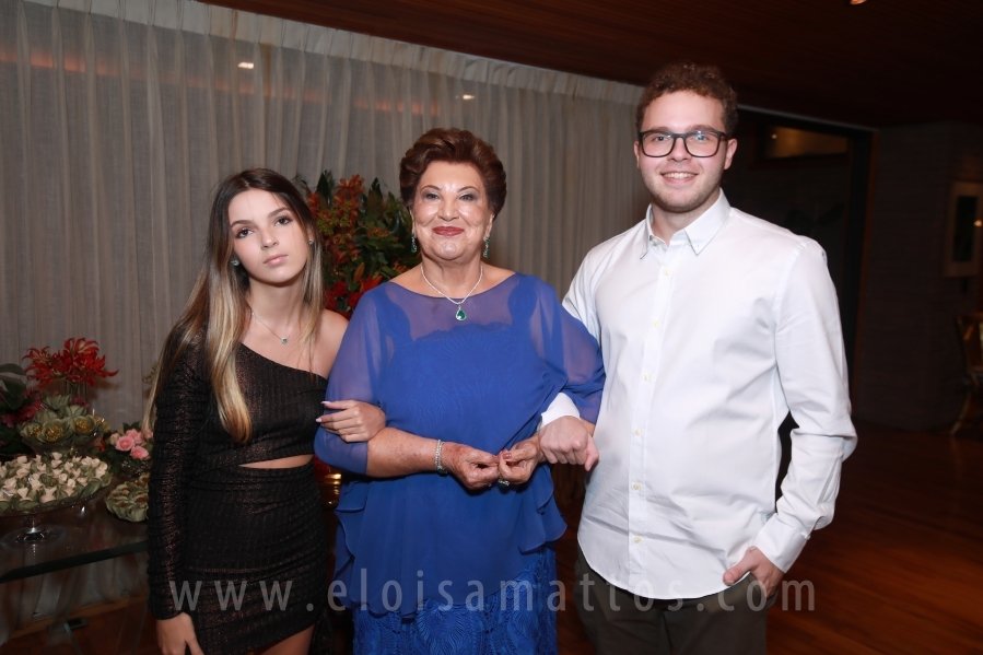 ANIVERSÁRIO DE 80 ANOS – SRA. MARIA ELIZA SCACALOSSI - Eloisa Mattos