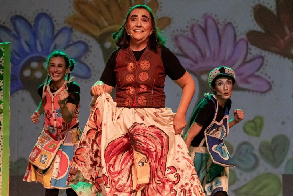 Cia Fábrica de Sonhos Realiza Espetáculo no SESC Bauru