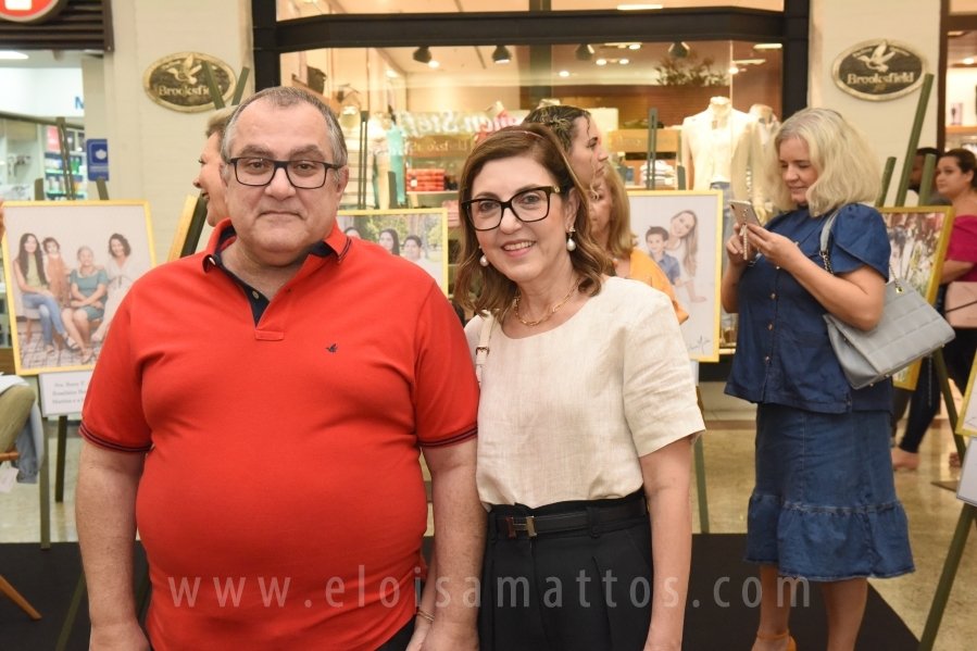 COQUETEL DE ABERTURA DA 14ª EDIÇÃO DA EXPOSIÇÃO “MÃES E FILHOS EM FOCO” ELOISA MATTOS E RIOPRETO SHOPPING - Eloisa Mattos