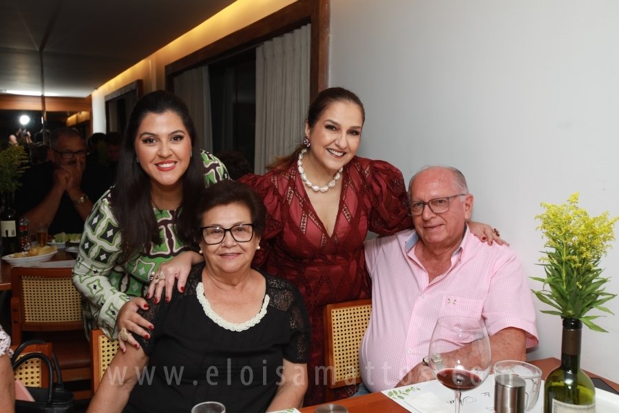 BODAS DE DIAMANTE – SR.MANOEL  E SRA. IOLANDA FERREIRA. - Eloisa Mattos