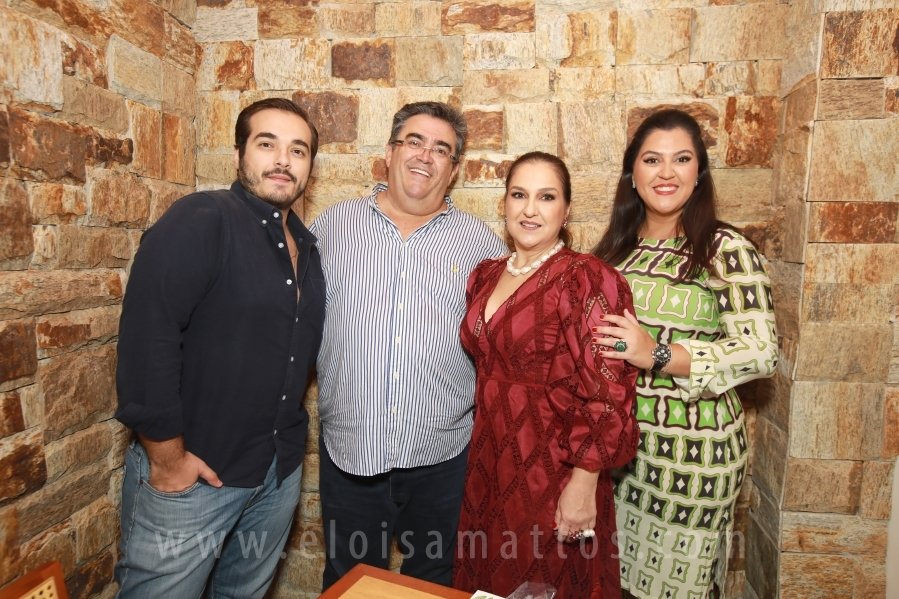 BODAS DE DIAMANTE – SR.MANOEL  E SRA. IOLANDA FERREIRA. - Eloisa Mattos
