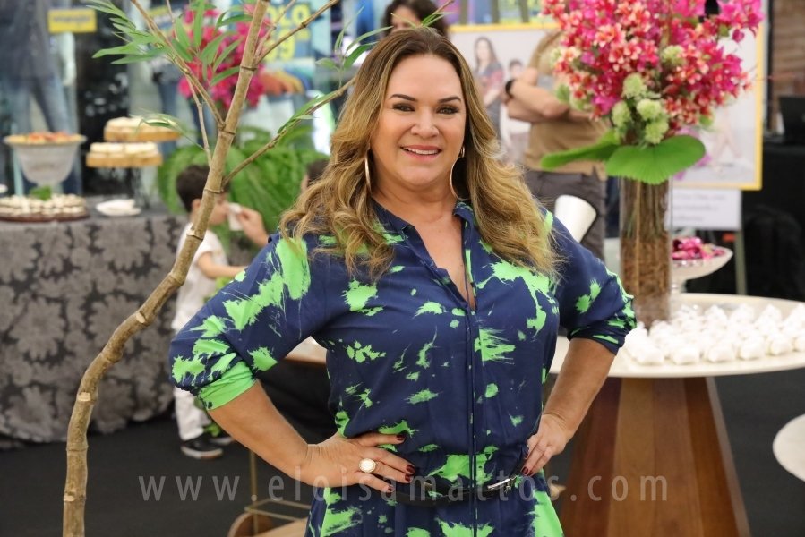 COQUETEL DE ABERTURA DA 14ª EDIÇÃO DA EXPOSIÇÃO “MÃES E FILHOS EM FOCO” ELOISA MATTOS E RIOPRETO SHOPPING - Eloisa Mattos