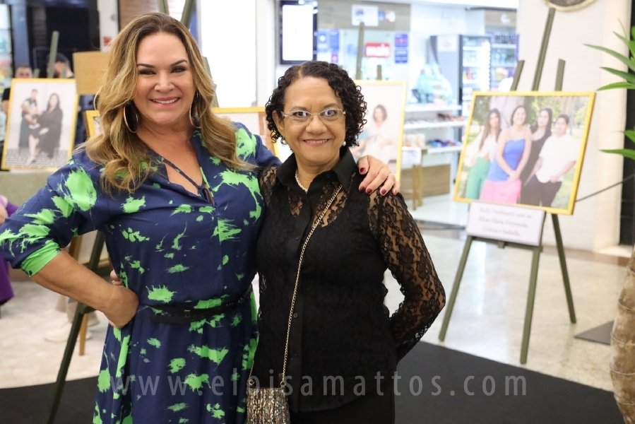 COQUETEL DE ABERTURA DA 14ª EDIÇÃO DA EXPOSIÇÃO “MÃES E FILHOS EM FOCO” ELOISA MATTOS E RIOPRETO SHOPPING - Eloisa Mattos
