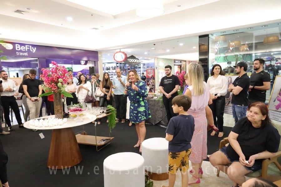 COQUETEL DE ABERTURA DA 14ª EDIÇÃO DA EXPOSIÇÃO “MÃES E FILHOS EM FOCO” ELOISA MATTOS E RIOPRETO SHOPPING - Eloisa Mattos