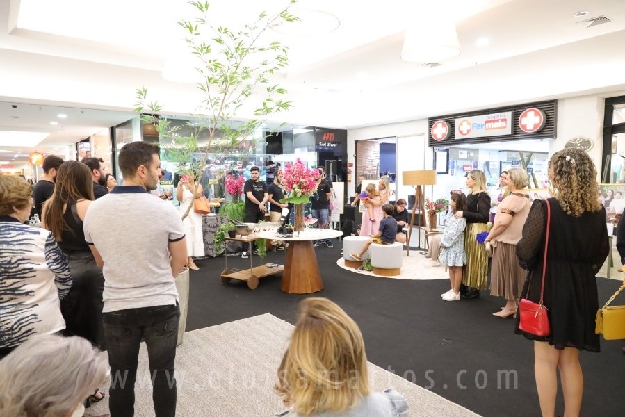 COQUETEL DE ABERTURA DA 14ª EDIÇÃO DA EXPOSIÇÃO “MÃES E FILHOS EM FOCO” ELOISA MATTOS E RIOPRETO SHOPPING - Eloisa Mattos