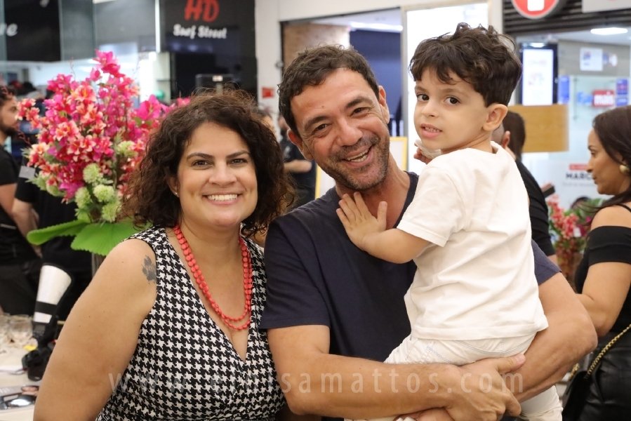 COQUETEL DE ABERTURA DA 14ª EDIÇÃO DA EXPOSIÇÃO “MÃES E FILHOS EM FOCO” ELOISA MATTOS E RIOPRETO SHOPPING - Eloisa Mattos
