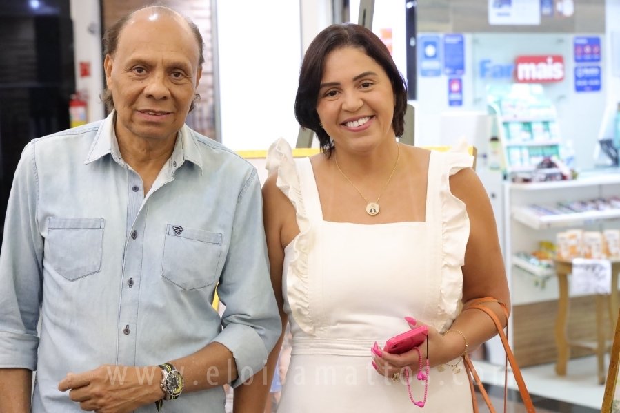 COQUETEL DE ABERTURA DA 14ª EDIÇÃO DA EXPOSIÇÃO “MÃES E FILHOS EM FOCO” ELOISA MATTOS E RIOPRETO SHOPPING - Eloisa Mattos