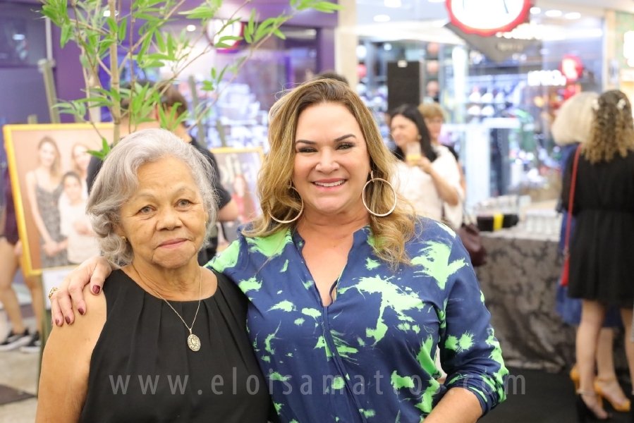COQUETEL DE ABERTURA DA 14ª EDIÇÃO DA EXPOSIÇÃO “MÃES E FILHOS EM FOCO” ELOISA MATTOS E RIOPRETO SHOPPING - Eloisa Mattos