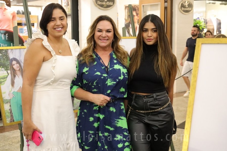 COQUETEL DE ABERTURA DA 14ª EDIÇÃO DA EXPOSIÇÃO “MÃES E FILHOS EM FOCO” ELOISA MATTOS E RIOPRETO SHOPPING - Eloisa Mattos