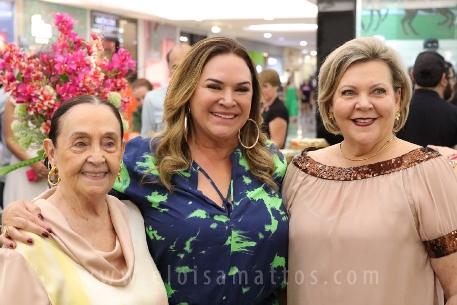 COQUETEL DE ABERTURA DA 14ª EDIÇÃO DA EXPOSIÇÃO “MÃES E FILHOS EM FOCO” ELOISA MATTOS E RIOPRETO SHOPPING - Eloisa Mattos