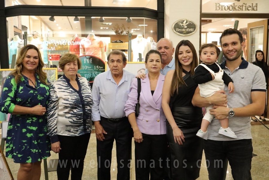COQUETEL DE ABERTURA DA 14ª EDIÇÃO DA EXPOSIÇÃO “MÃES E FILHOS EM FOCO” ELOISA MATTOS E RIOPRETO SHOPPING - Eloisa Mattos