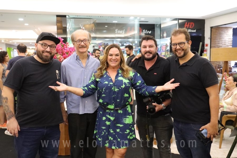 COQUETEL DE ABERTURA DA 14ª EDIÇÃO DA EXPOSIÇÃO “MÃES E FILHOS EM FOCO” ELOISA MATTOS E RIOPRETO SHOPPING - Eloisa Mattos