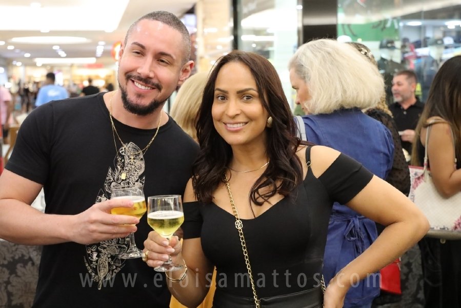 COQUETEL DE ABERTURA DA 14ª EDIÇÃO DA EXPOSIÇÃO “MÃES E FILHOS EM FOCO” ELOISA MATTOS E RIOPRETO SHOPPING - Eloisa Mattos