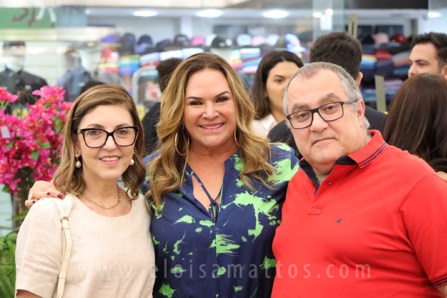 COQUETEL DE ABERTURA DA 14ª EDIÇÃO DA EXPOSIÇÃO “MÃES E FILHOS EM FOCO” ELOISA MATTOS E RIOPRETO SHOPPING - Eloisa Mattos
