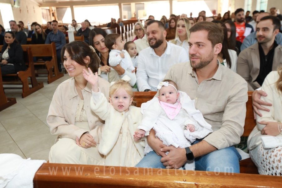 BATIZADO DE CECÍLIA ZAFANI ARID – PARÓQUIA MENINO JESUS DE PRAGA - Eloisa Mattos