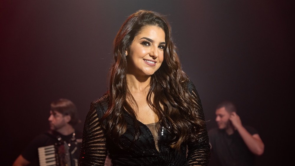 A CANTORA ANDREZA SE APRESENTA NA 2ª CAVALGADA AMAZONAS