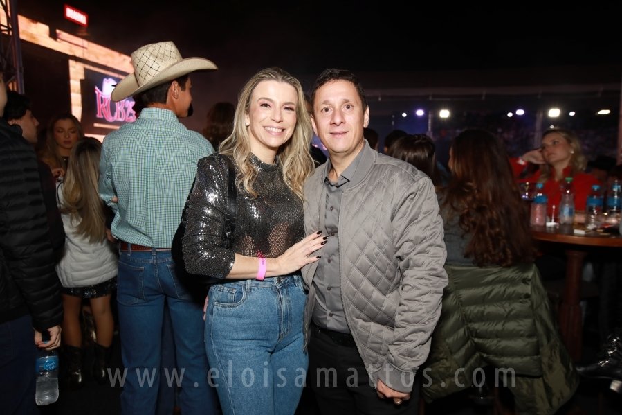 RIO PRETO COUNTRY BULLS DIA 13/07 – ANA CASTELA E CLAYTON E ROMÁRIO - Eloisa Mattos