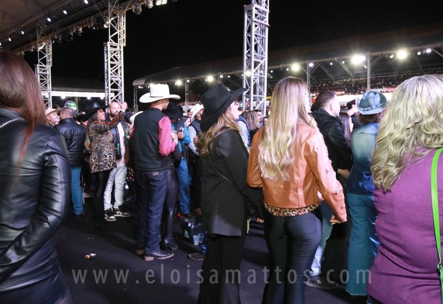 COUNTRY BULLS 14/07 – JORGE E MATEUS/ÍCARO E GILMAR - Eloisa Mattos