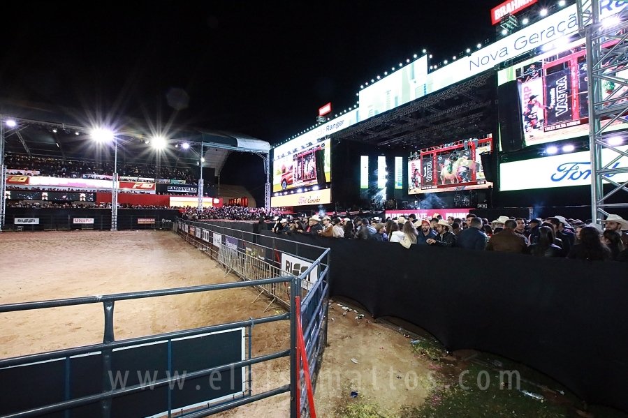 COUNTRY BULLS 14/07 – JORGE E MATEUS/ÍCARO E GILMAR - Eloisa Mattos