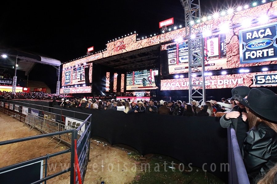 COUNTRY BULLS 14/07 – JORGE E MATEUS/ÍCARO E GILMAR - Eloisa Mattos