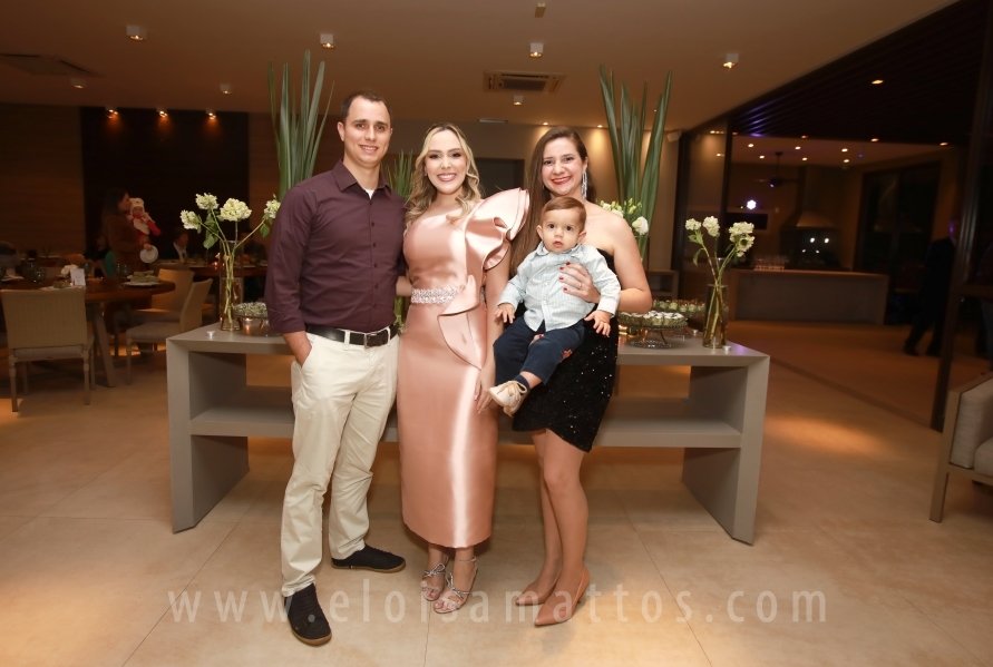 FORMATURA E NOIVADO DE DRA. ANA BEATRIZ MUNHOZ CARDOSO COM DR. VINÍCIUS BARUFFI DE CASTRO - Eloisa Mattos