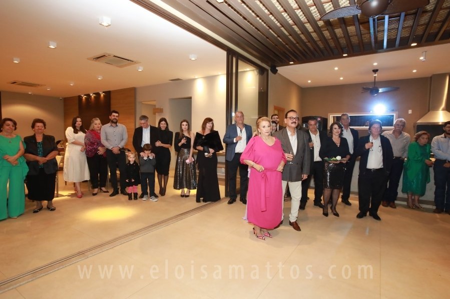 FORMATURA E NOIVADO DE DRA. ANA BEATRIZ MUNHOZ CARDOSO COM DR. VINÍCIUS BARUFFI DE CASTRO - Eloisa Mattos