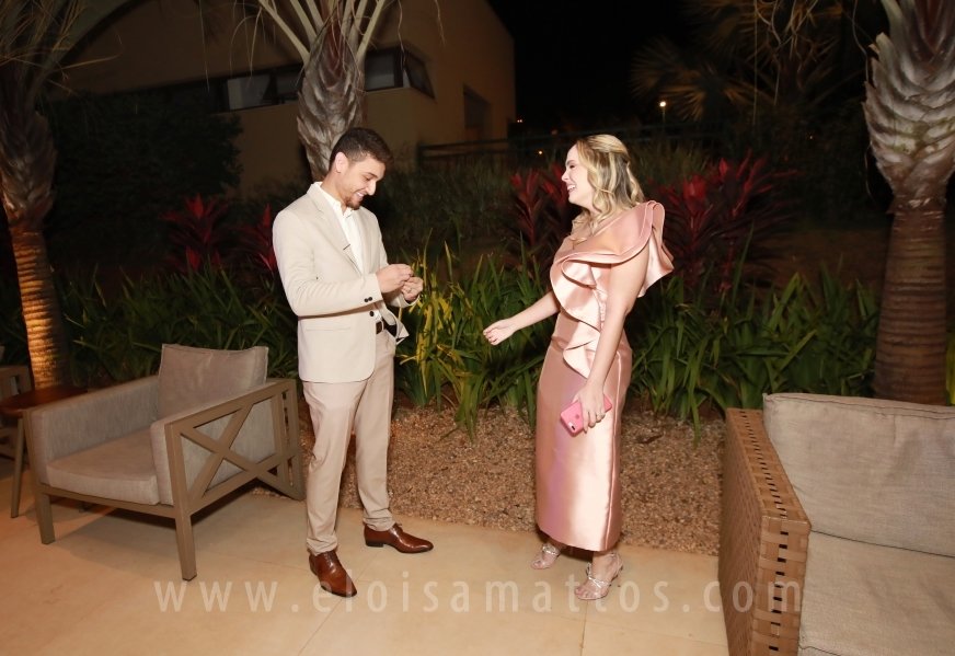 FORMATURA E NOIVADO DE DRA. ANA BEATRIZ MUNHOZ CARDOSO COM DR. VINÍCIUS BARUFFI DE CASTRO - Eloisa Mattos