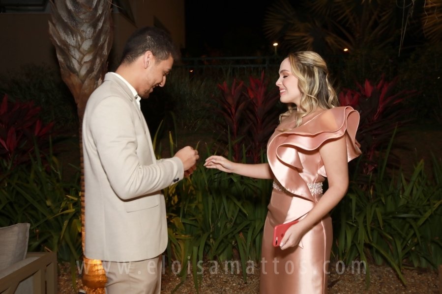 FORMATURA E NOIVADO DE DRA. ANA BEATRIZ MUNHOZ CARDOSO COM DR. VINÍCIUS BARUFFI DE CASTRO - Eloisa Mattos