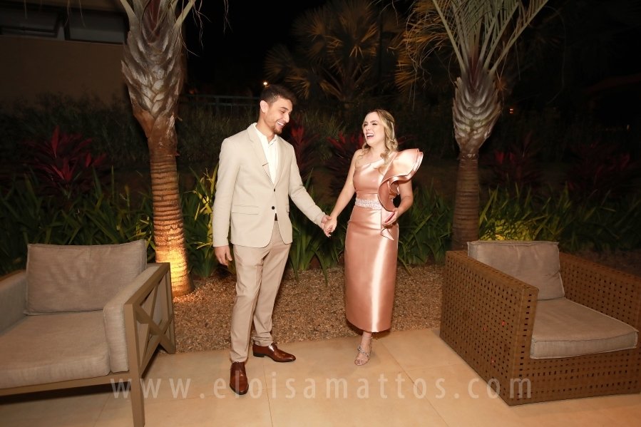 FORMATURA E NOIVADO DE DRA. ANA BEATRIZ MUNHOZ CARDOSO COM DR. VINÍCIUS BARUFFI DE CASTRO - Eloisa Mattos