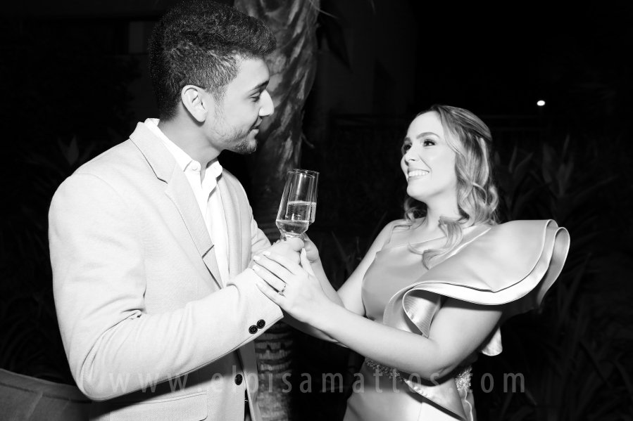 FORMATURA E NOIVADO DE DRA. ANA BEATRIZ MUNHOZ CARDOSO COM DR. VINÍCIUS BARUFFI DE CASTRO - Eloisa Mattos