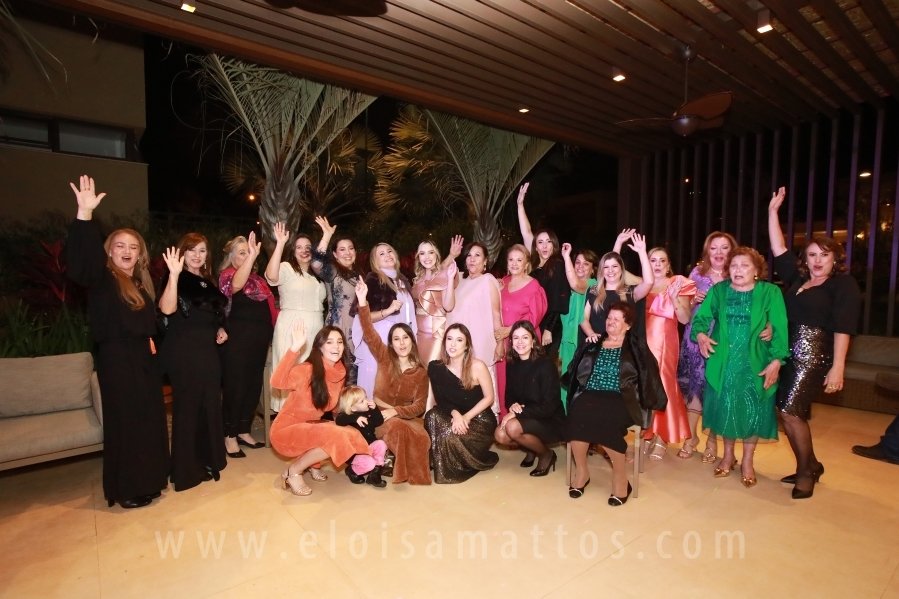 FORMATURA E NOIVADO DE DRA. ANA BEATRIZ MUNHOZ CARDOSO COM DR. VINÍCIUS BARUFFI DE CASTRO - Eloisa Mattos
