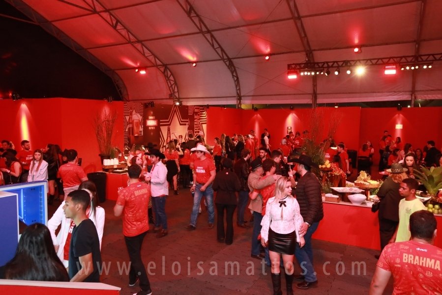 RIO PRETO COUNTRY BULLS REGISTRA RECORD DE PÚBLICO NA EDIÇÃO ESPECIAL DE 25 ANOS - Eloisa Mattos